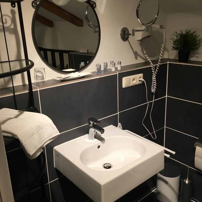 Hotel B&B Bredl In Der Villa Ballestrem Straubing Esterno foto