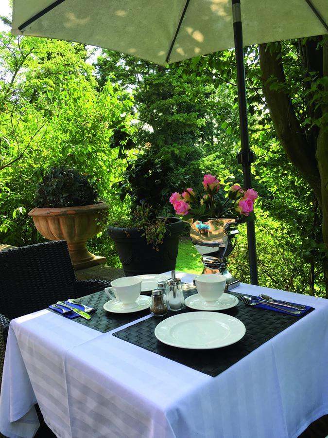 Hotel B&B Bredl In Der Villa Ballestrem Straubing Esterno foto