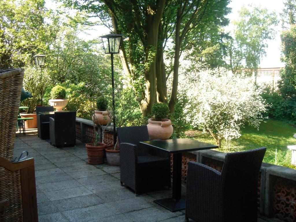 Hotel B&B Bredl In Der Villa Ballestrem Straubing Esterno foto